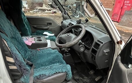 Mazda Bongo IV, 2005 год, 650 000 рублей, 2 фотография