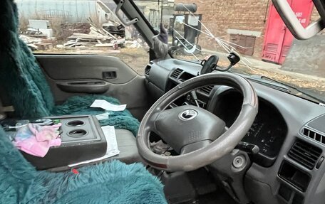 Mazda Bongo IV, 2005 год, 650 000 рублей, 5 фотография