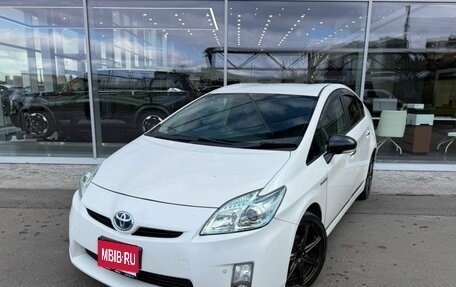 Toyota Prius, 2010 год, 690 000 рублей, 1 фотография