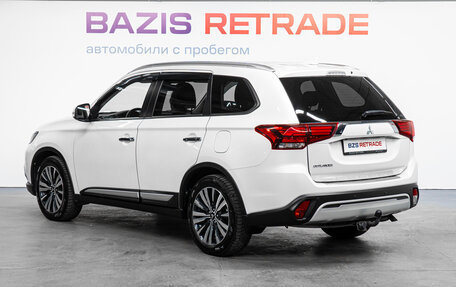 Mitsubishi Outlander III рестайлинг 3, 2020 год, 2 739 000 рублей, 7 фотография