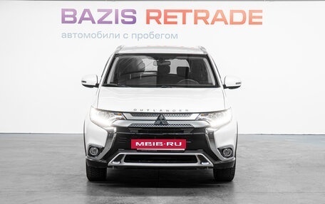 Mitsubishi Outlander III рестайлинг 3, 2020 год, 2 739 000 рублей, 2 фотография