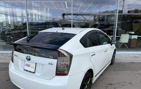 Toyota Prius, 2010 год, 690 000 рублей, 6 фотография