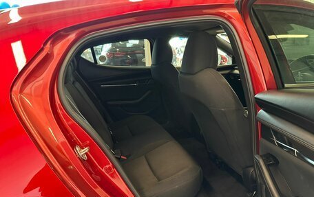 Mazda 3, 2019 год, 1 699 000 рублей, 18 фотография