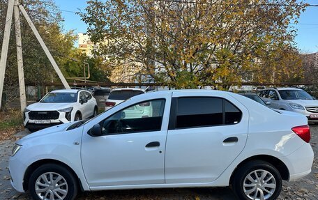 Renault Logan II, 2018 год, 725 000 рублей, 2 фотография