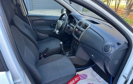 Renault Logan II, 2018 год, 725 000 рублей, 7 фотография