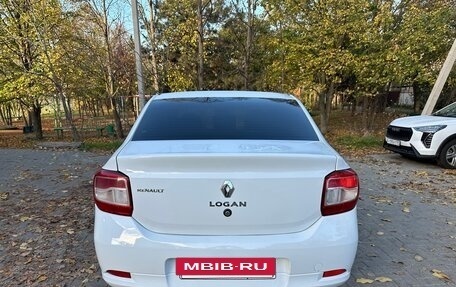 Renault Logan II, 2018 год, 725 000 рублей, 4 фотография