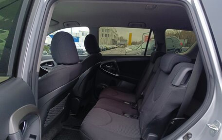 Toyota RAV4, 2011 год, 1 809 995 рублей, 12 фотография