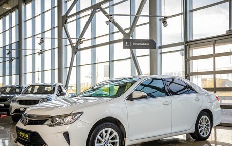 Toyota Camry, 2016 год, 2 348 000 рублей, 3 фотография