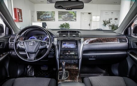 Toyota Camry, 2016 год, 2 348 000 рублей, 14 фотография