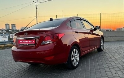 Hyundai Solaris II рестайлинг, 2011 год, 840 000 рублей, 1 фотография