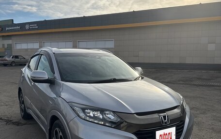 Honda Vezel, 2017 год, 1 570 000 рублей, 3 фотография