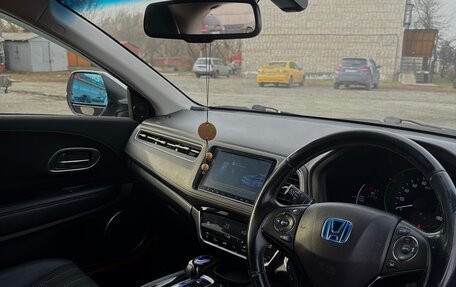 Honda Vezel, 2017 год, 1 570 000 рублей, 12 фотография