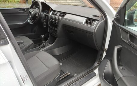 Skoda Rapid I, 2016 год, 799 000 рублей, 5 фотография