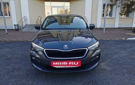 Skoda Rapid II, 2021 год, 1 370 000 рублей, 2 фотография