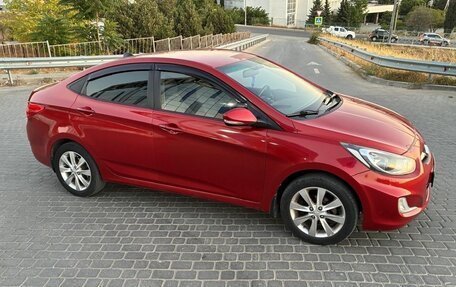 Hyundai Solaris II рестайлинг, 2011 год, 840 000 рублей, 3 фотография