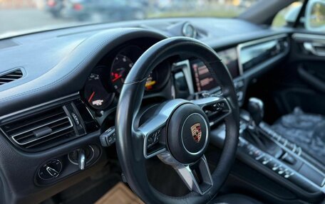 Porsche Macan I рестайлинг, 2021 год, 4 600 000 рублей, 2 фотография