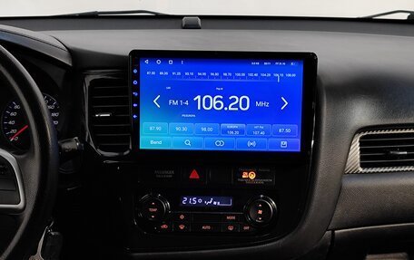 Mitsubishi Outlander III рестайлинг 3, 2016 год, 1 649 000 рублей, 9 фотография