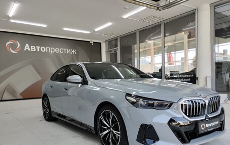 BMW 5 серия, 2024 год, 8 960 000 рублей, 1 фотография