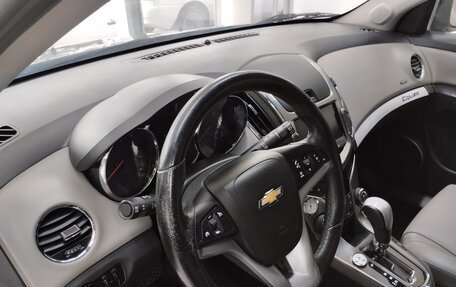 Chevrolet Cruze II, 2013 год, 899 000 рублей, 7 фотография