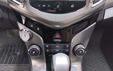 Chevrolet Cruze II, 2013 год, 899 000 рублей, 13 фотография