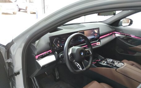 BMW 5 серия, 2024 год, 8 960 000 рублей, 9 фотография