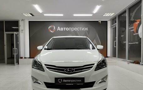 Hyundai Solaris II рестайлинг, 2015 год, 1 150 000 рублей, 2 фотография