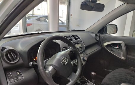 Toyota RAV4, 2010 год, 1 290 000 рублей, 8 фотография
