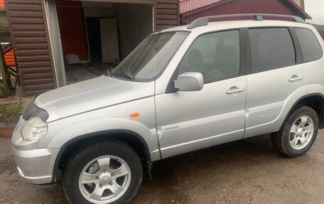 Chevrolet Niva I рестайлинг, 2010 год, 400 000 рублей, 8 фотография