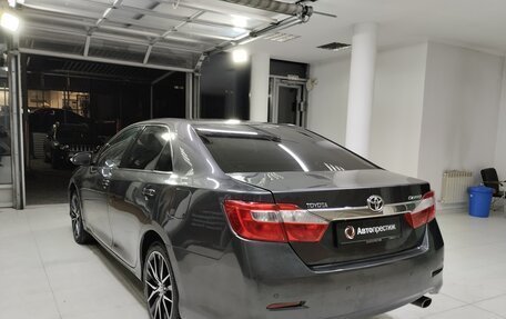 Toyota Camry, 2013 год, 1 420 000 рублей, 6 фотография