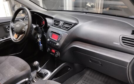 KIA Rio III рестайлинг, 2012 год, 790 000 рублей, 20 фотография