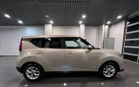 KIA Soul III, 2019 год, 1 930 000 рублей, 2 фотография