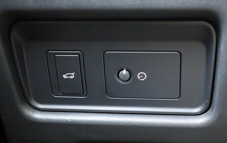 Land Rover Discovery Sport I рестайлинг, 2019 год, 2 480 000 рублей, 24 фотография