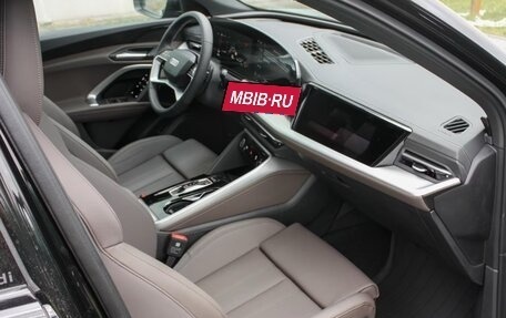 Audi Q5, 2025 год, 7 800 000 рублей, 15 фотография