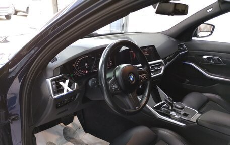 BMW 3 серия, 2019 год, 3 650 000 рублей, 9 фотография