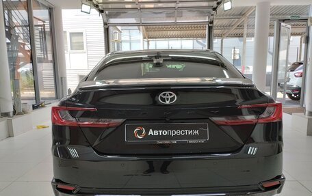 Toyota Camry, 2024 год, 3 650 000 рублей, 5 фотография