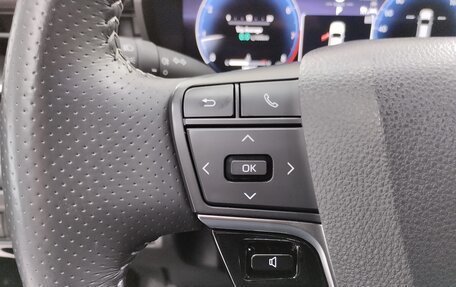 Toyota Camry, 2024 год, 3 650 000 рублей, 9 фотография