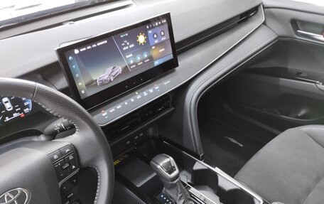 Toyota Camry, 2024 год, 3 650 000 рублей, 14 фотография