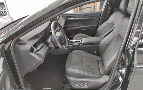 Toyota Camry, 2024 год, 3 650 000 рублей, 18 фотография