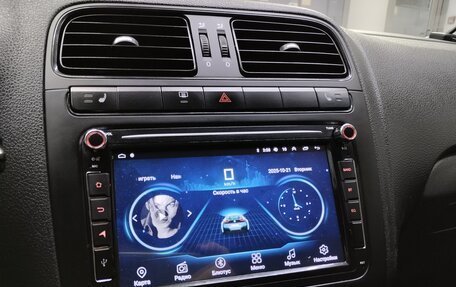 Volkswagen Polo VI (EU Market), 2012 год, 830 000 рублей, 10 фотография