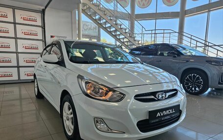 Hyundai Solaris II рестайлинг, 2011 год, 885 000 рублей, 3 фотография