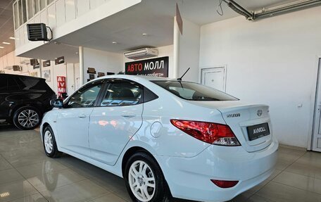 Hyundai Solaris II рестайлинг, 2011 год, 885 000 рублей, 5 фотография