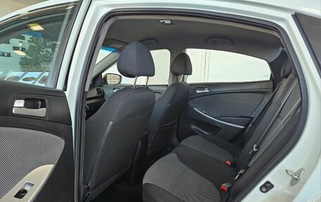 Hyundai Solaris II рестайлинг, 2011 год, 885 000 рублей, 13 фотография