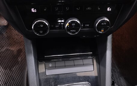 Skoda Octavia, 2017 год, 1 550 000 рублей, 16 фотография