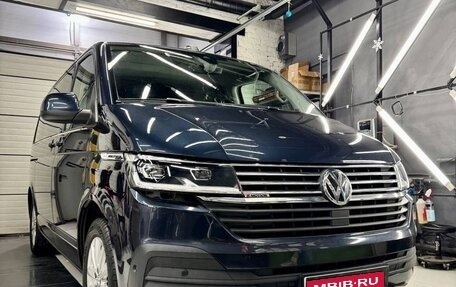 Volkswagen Multivan T6 рестайлинг, 2020 год, 6 300 000 рублей, 1 фотография