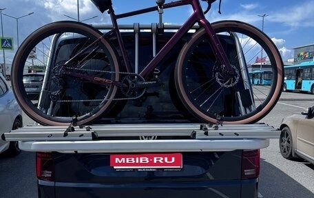 Volkswagen Multivan T6 рестайлинг, 2020 год, 6 300 000 рублей, 4 фотография