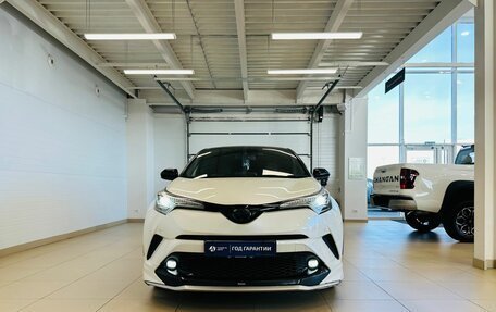 Toyota C-HR I рестайлинг, 2019 год, 2 349 900 рублей, 9 фотография