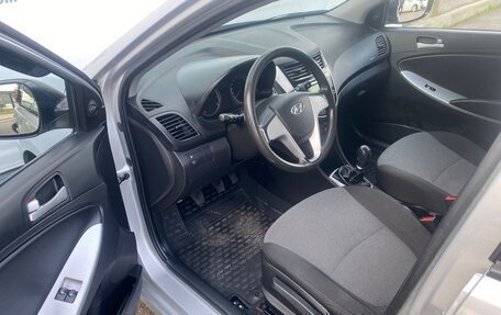 Hyundai Solaris II рестайлинг, 2013 год, 710 000 рублей, 7 фотография