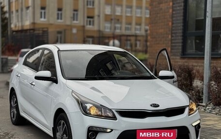 KIA Rio IV, 2020 год, 1 660 000 рублей, 3 фотография