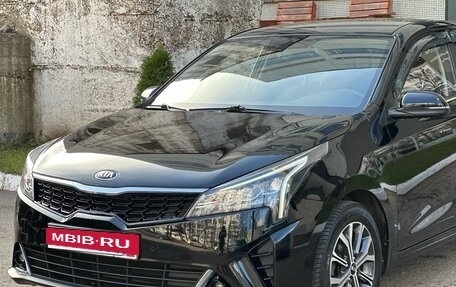 KIA Rio IV, 2021 год, 1 800 000 рублей, 5 фотография