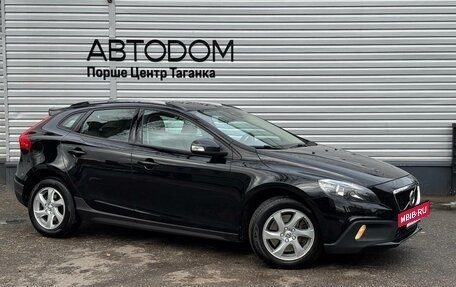 Volvo V40 II рестайлинг, 2017 год, 1 822 000 рублей, 3 фотография